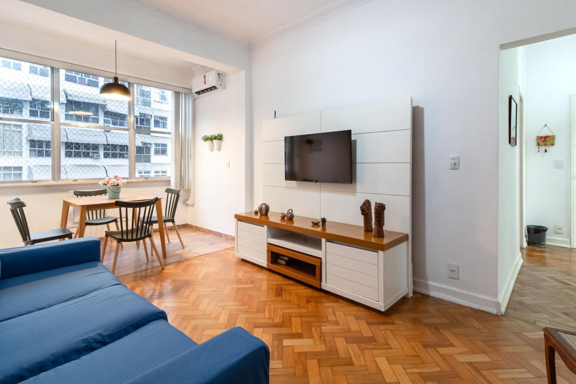Apartamento Refugio Em Copacabana A 5 Minutos Da - Nsc1102 *